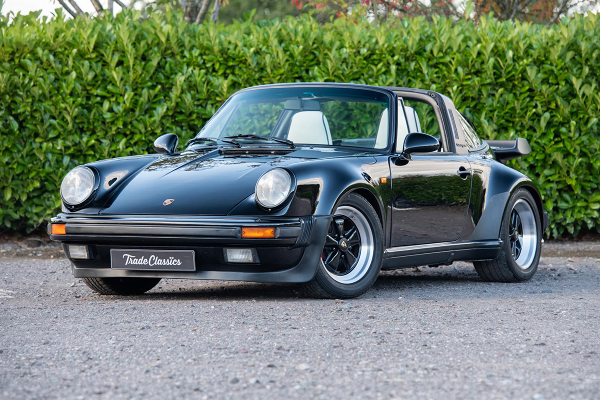 Classic Porsche 911 Carrera