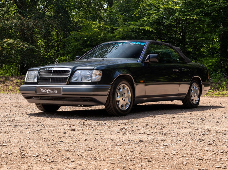 1995 Mercedes-Benz E220 Cabriolet